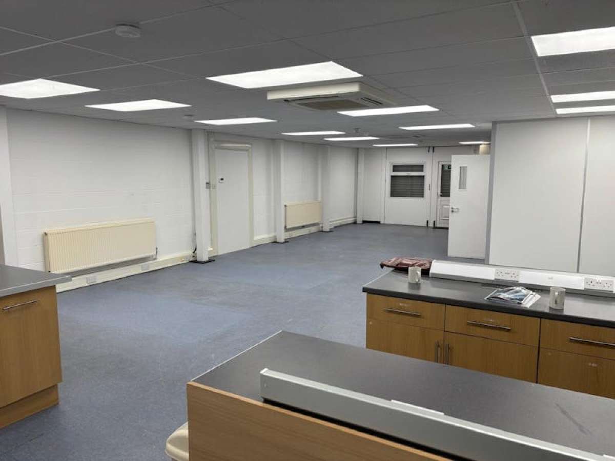 Office in Sandhurst - photo 4