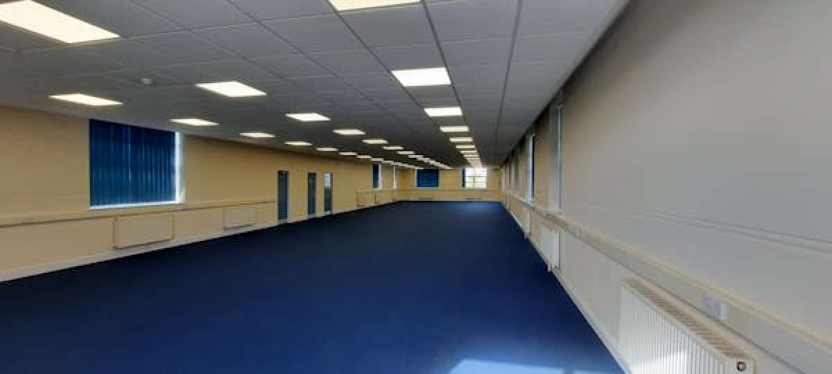 Office in Kidderminster - photo 3