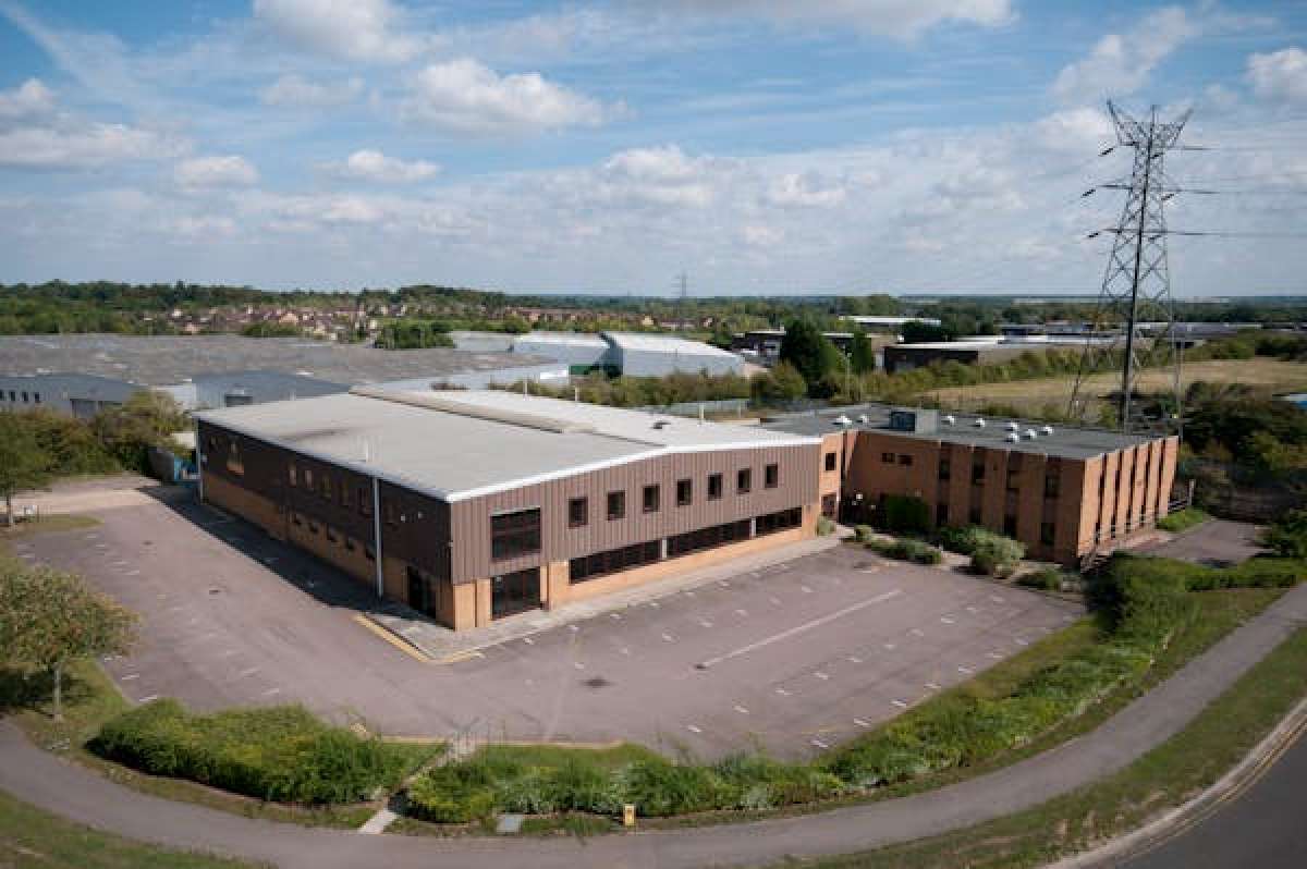 Office in Bedford - photo 3