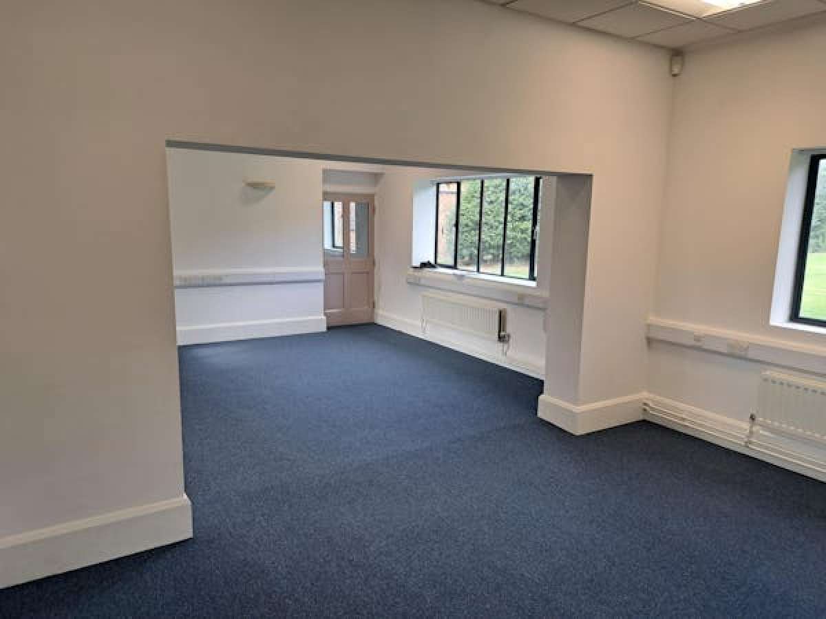 Office in Birmingham - photo 2