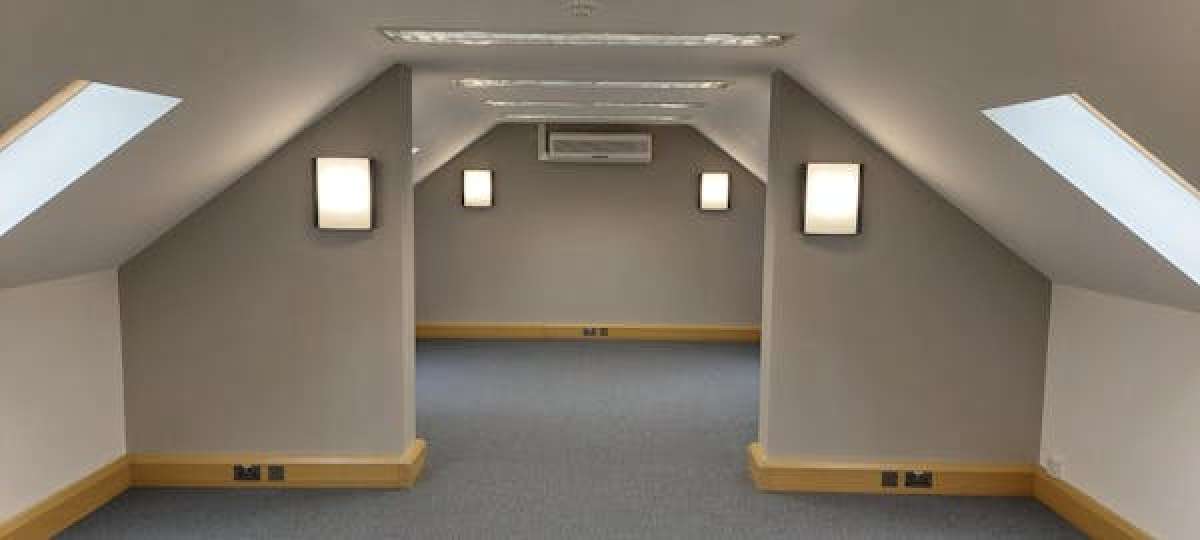 Office in Bromsgrove - photo 2