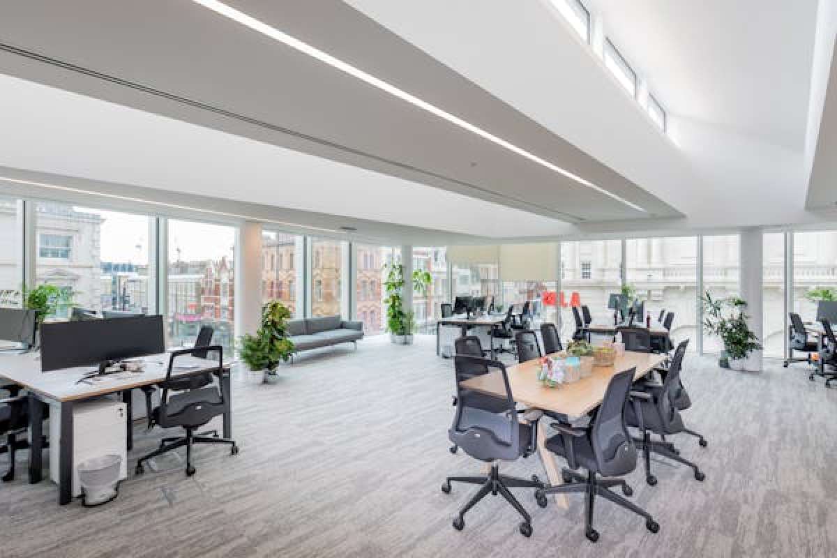 Office in London - photo 2