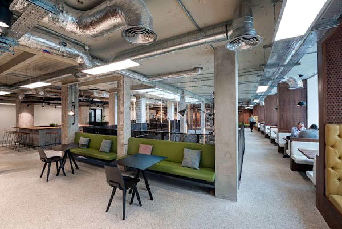 Office in Manchester - photo 3