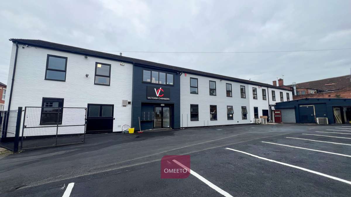 Office in Beeston - photo 4