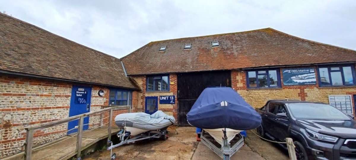 Office in Chichester - photo 3