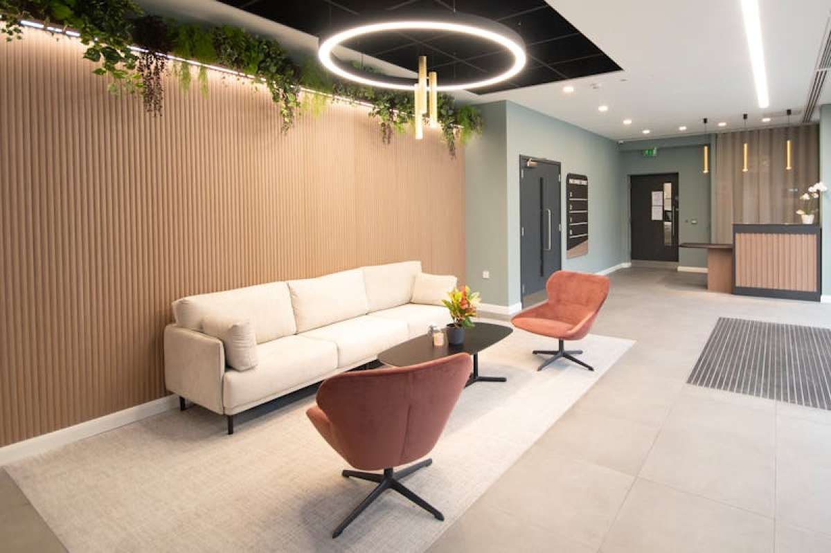 Office in Southampton - photo 2