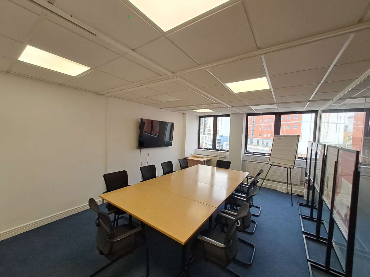 Office in Plymouth - photo 3