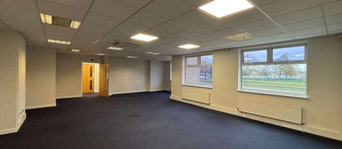 Office in Derby - photo 3