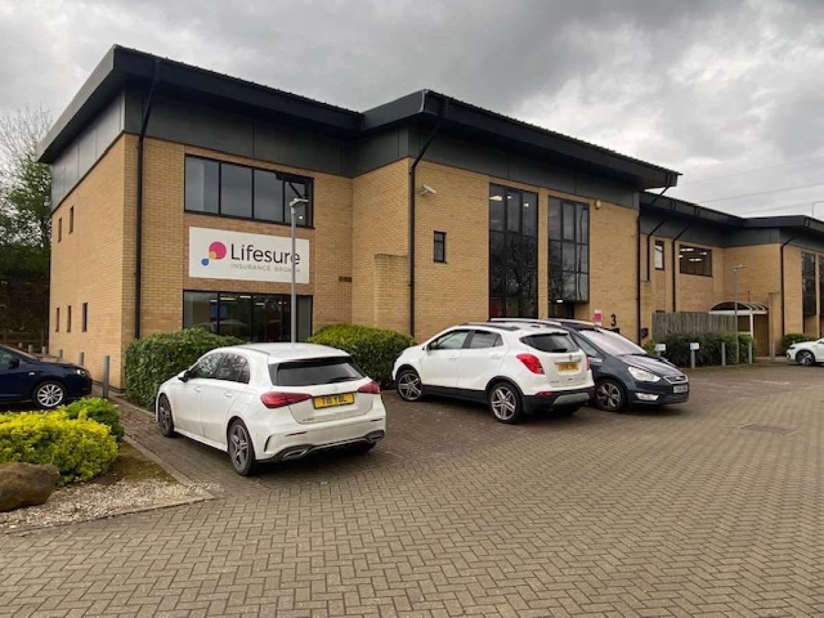 Office in Eaton Socon - photo 2