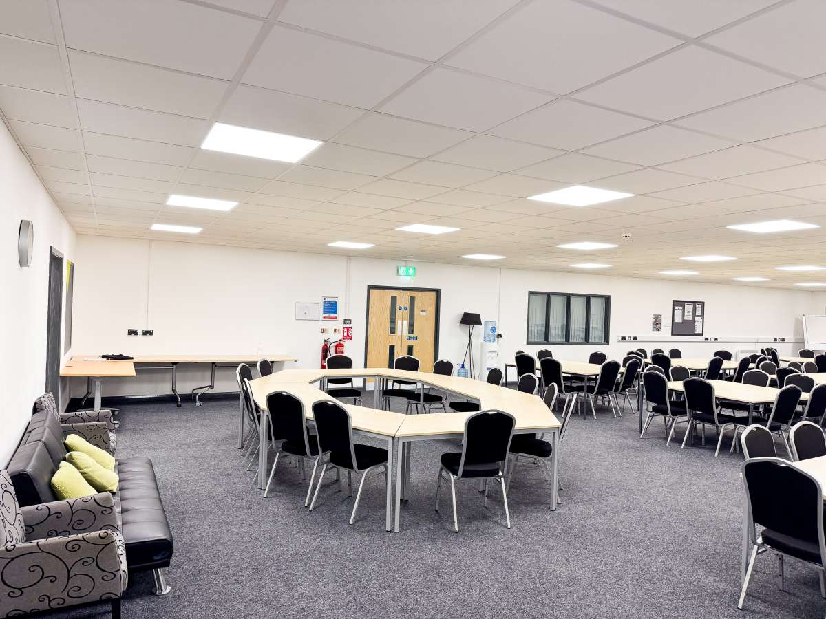 Office in Roche - photo 3