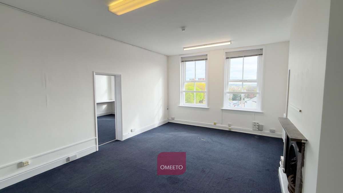 Office in Derby - photo 4