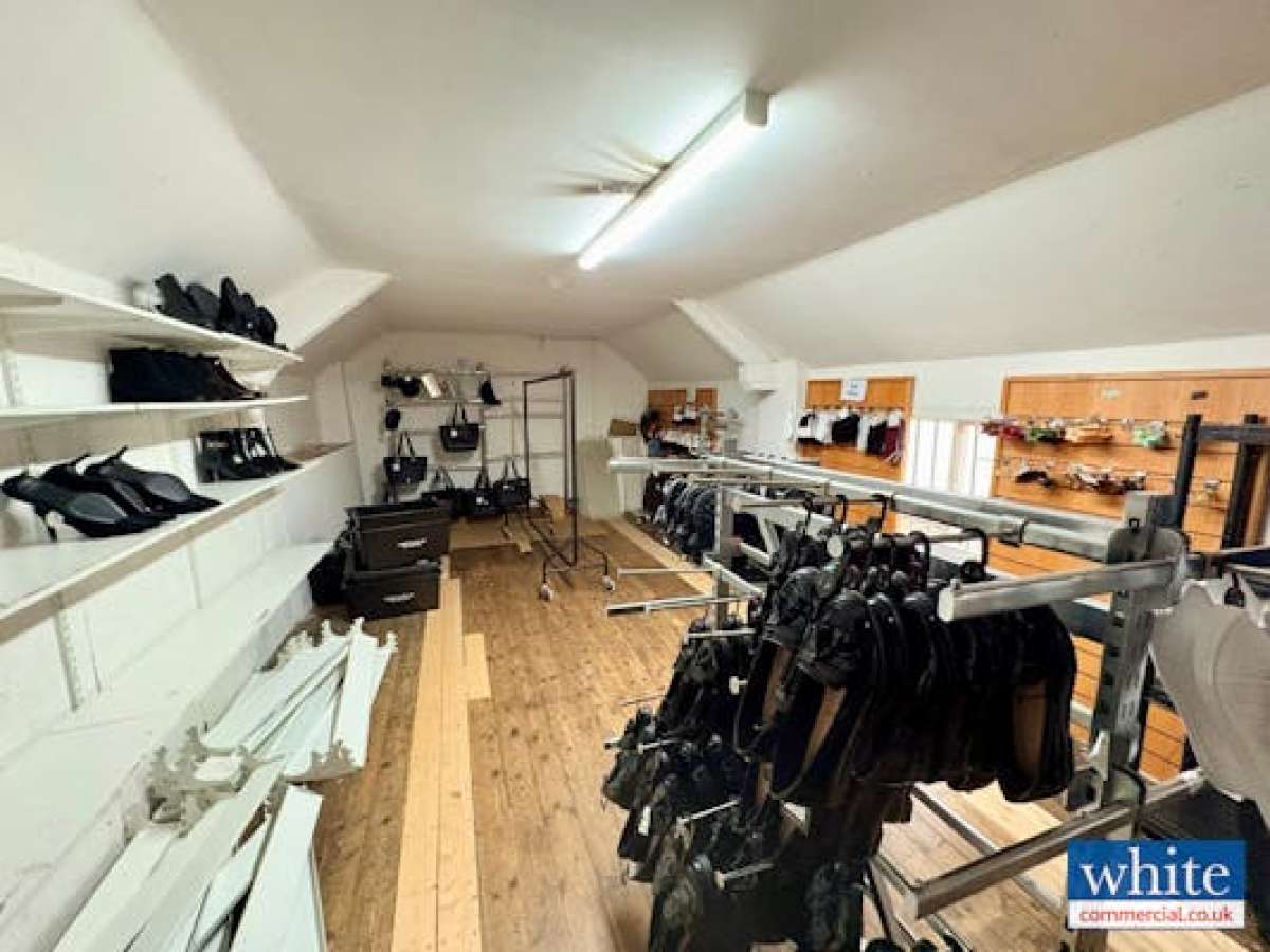 Office in Bicester - photo 3