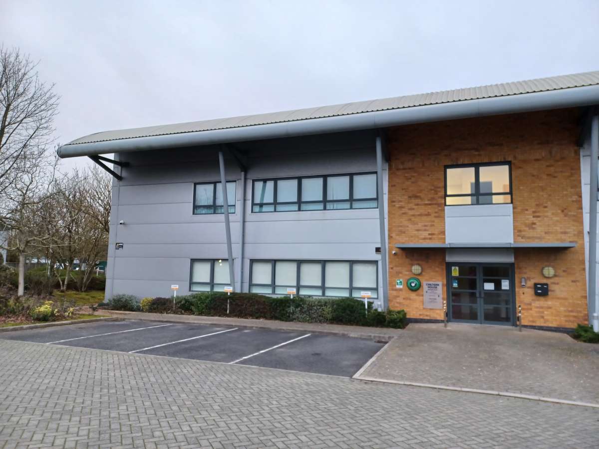 Office in Marsh Barton Trading Estate - photo 2