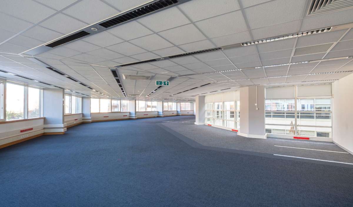 Office in Reading - photo 2