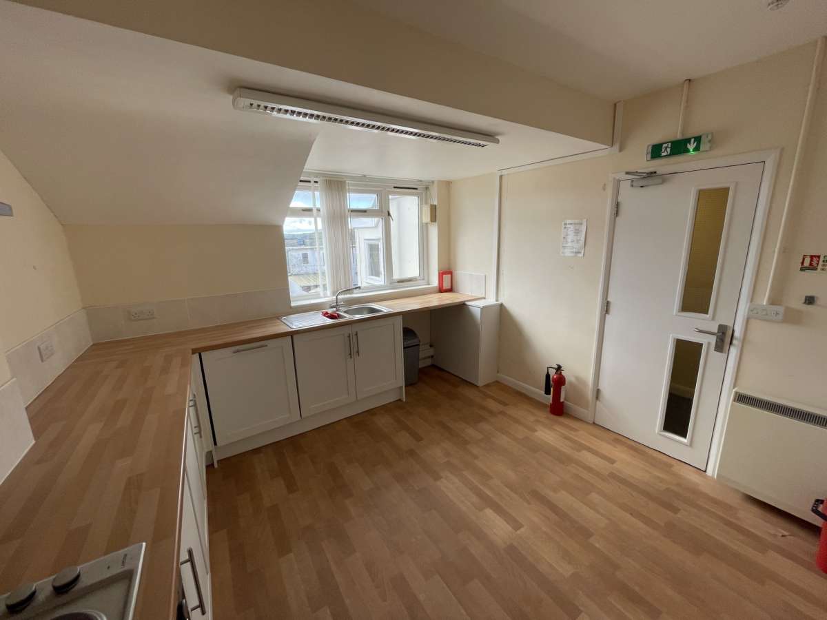 Office in Penzance - photo 2