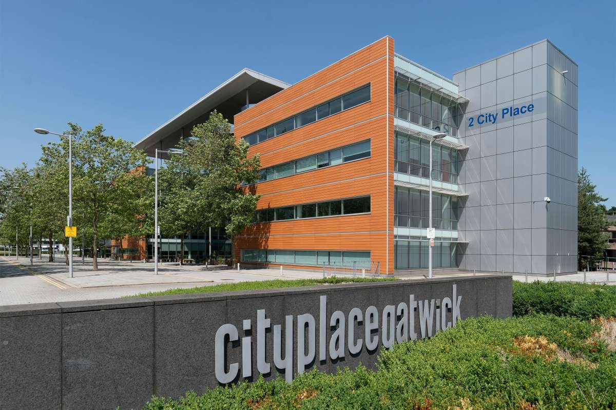 Office in Gatwick - photo 2
