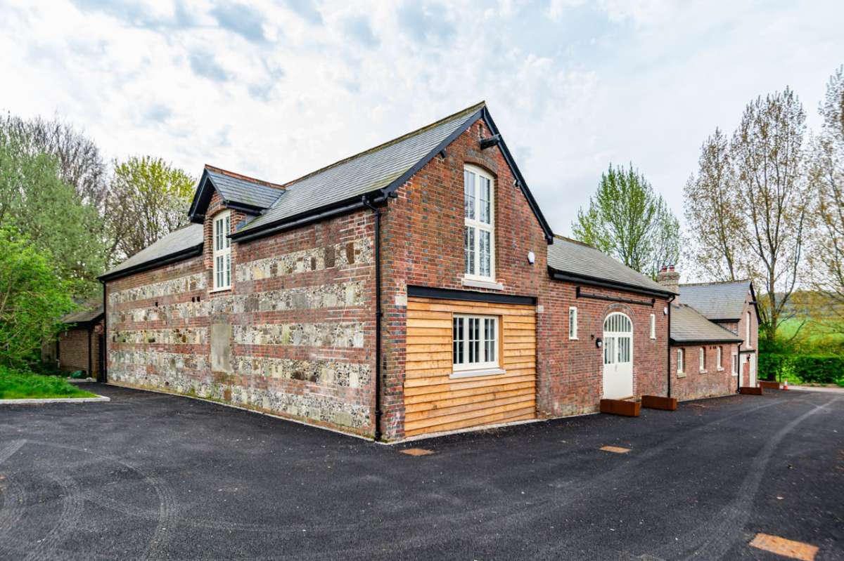 Office in Wimborne - photo 3