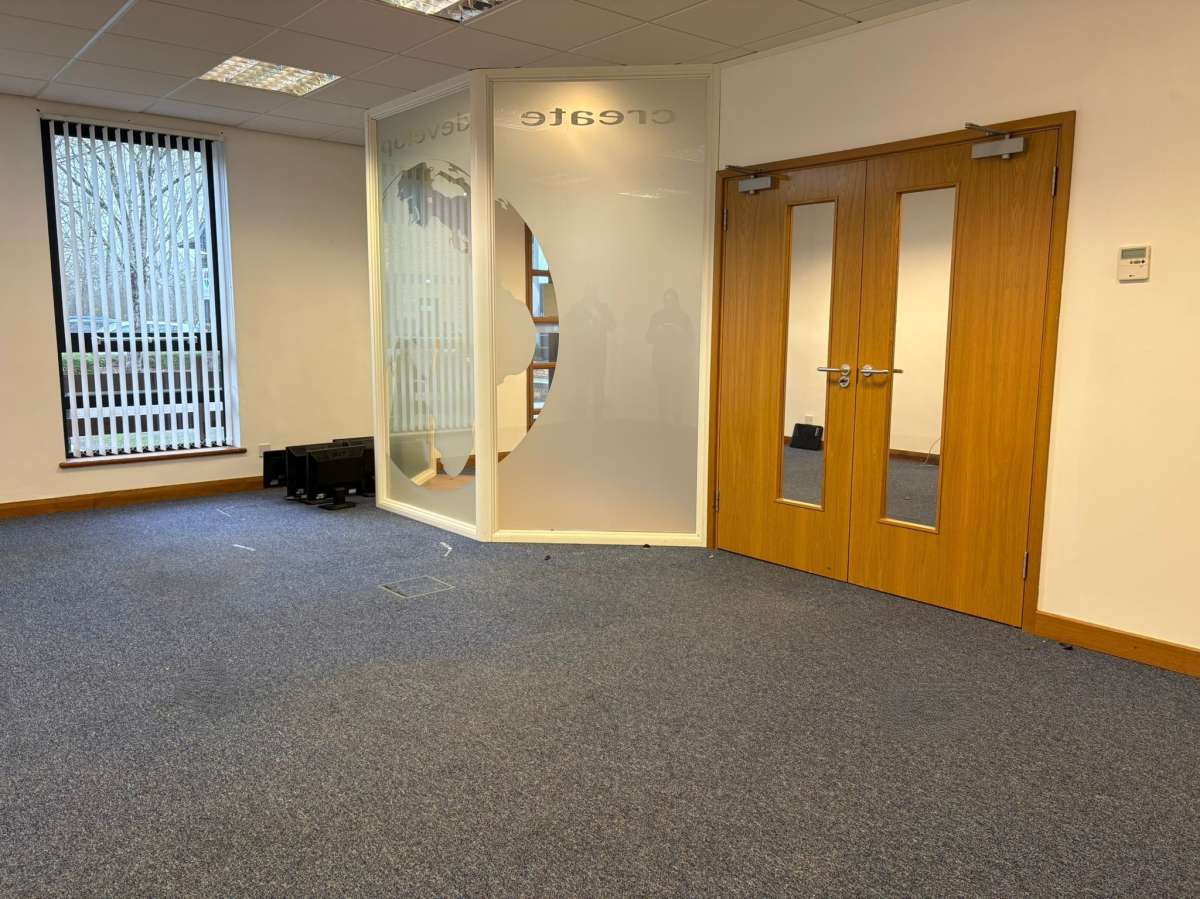 Office in Adderbury - photo 4
