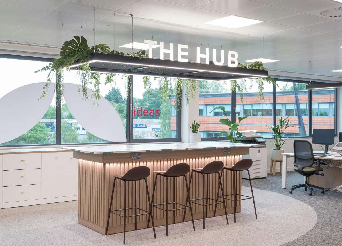 Office in Crawley - photo 3