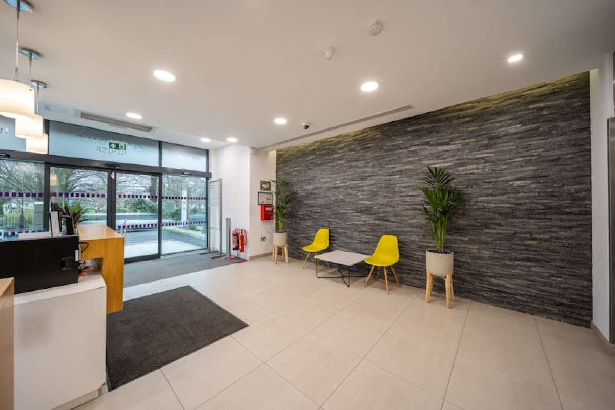 Office in Southampton - photo 4