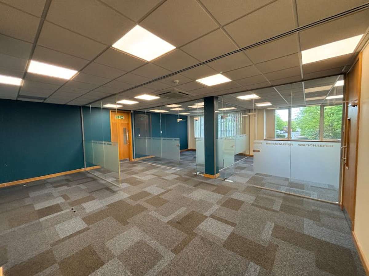 Office in Andover - photo 3