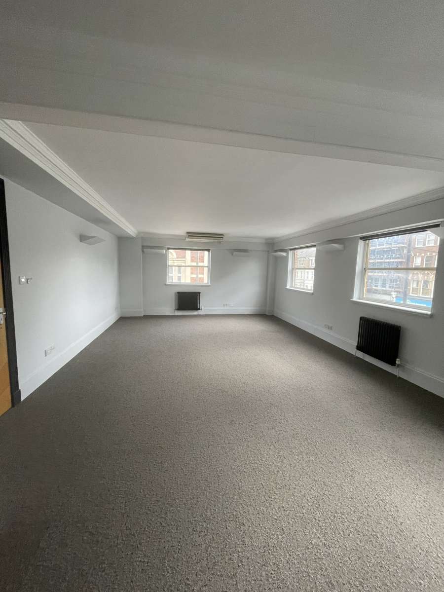 Office in London - photo 4