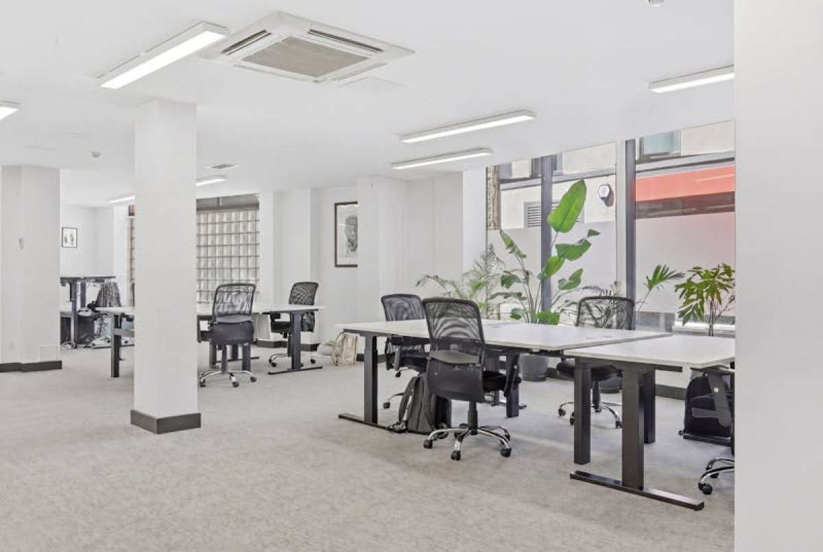 Office in London - photo 4