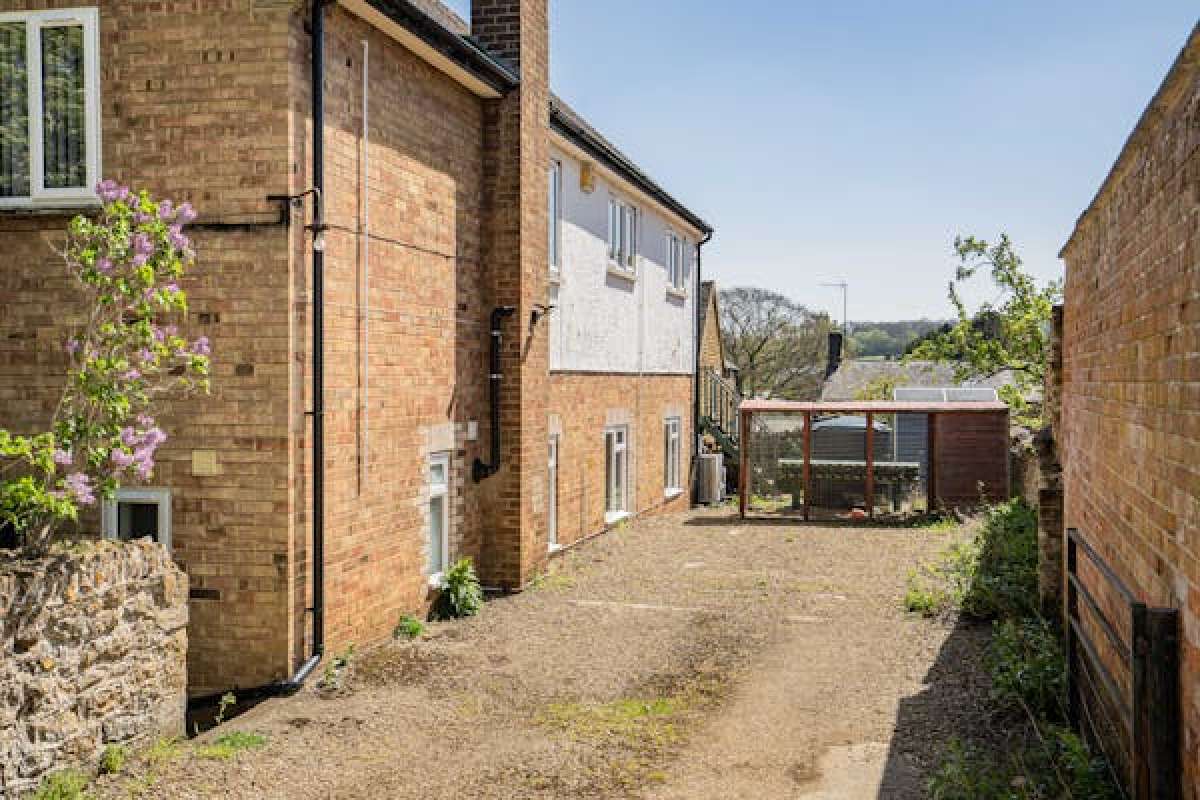 Office in Banbury - photo 2
