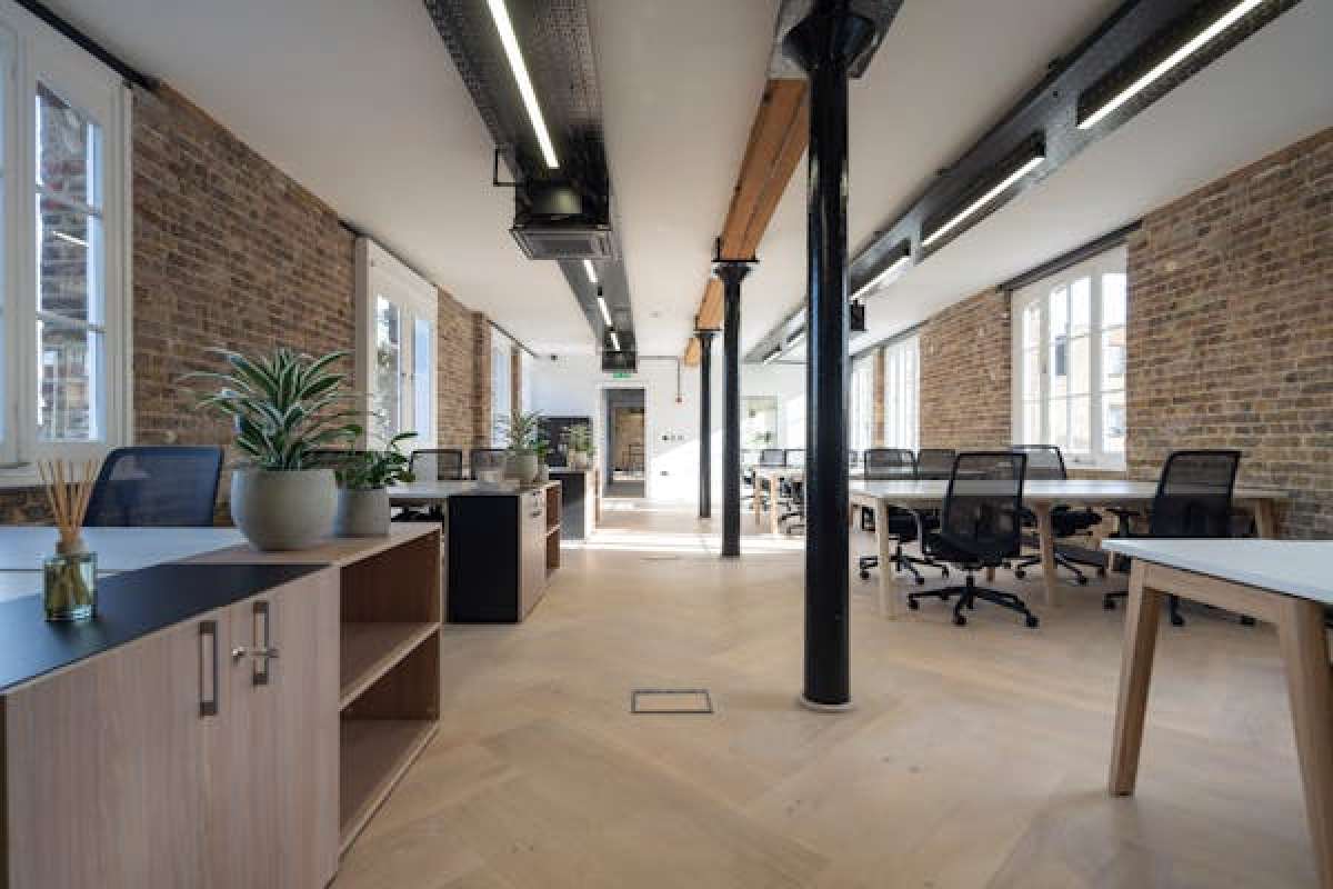 Office in London - photo 3