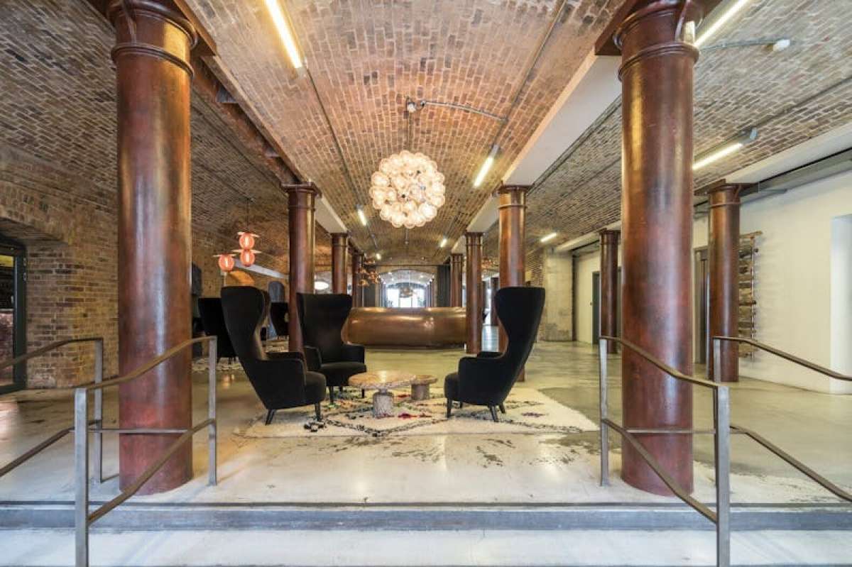 Office in London - photo 2