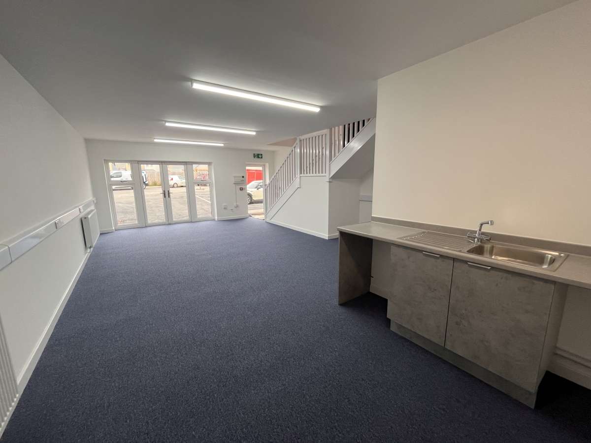 Office in Chudleigh - photo 4