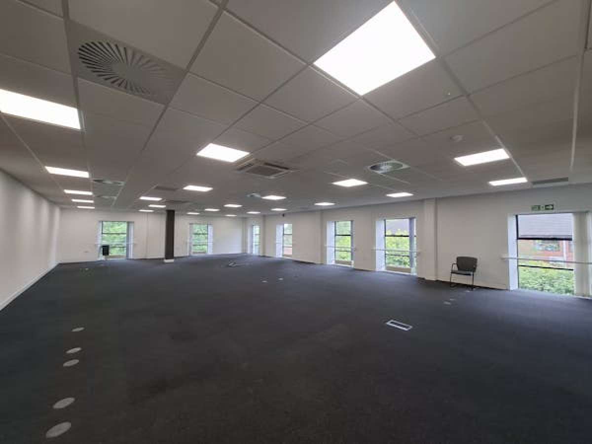Office in Worcester - photo 3