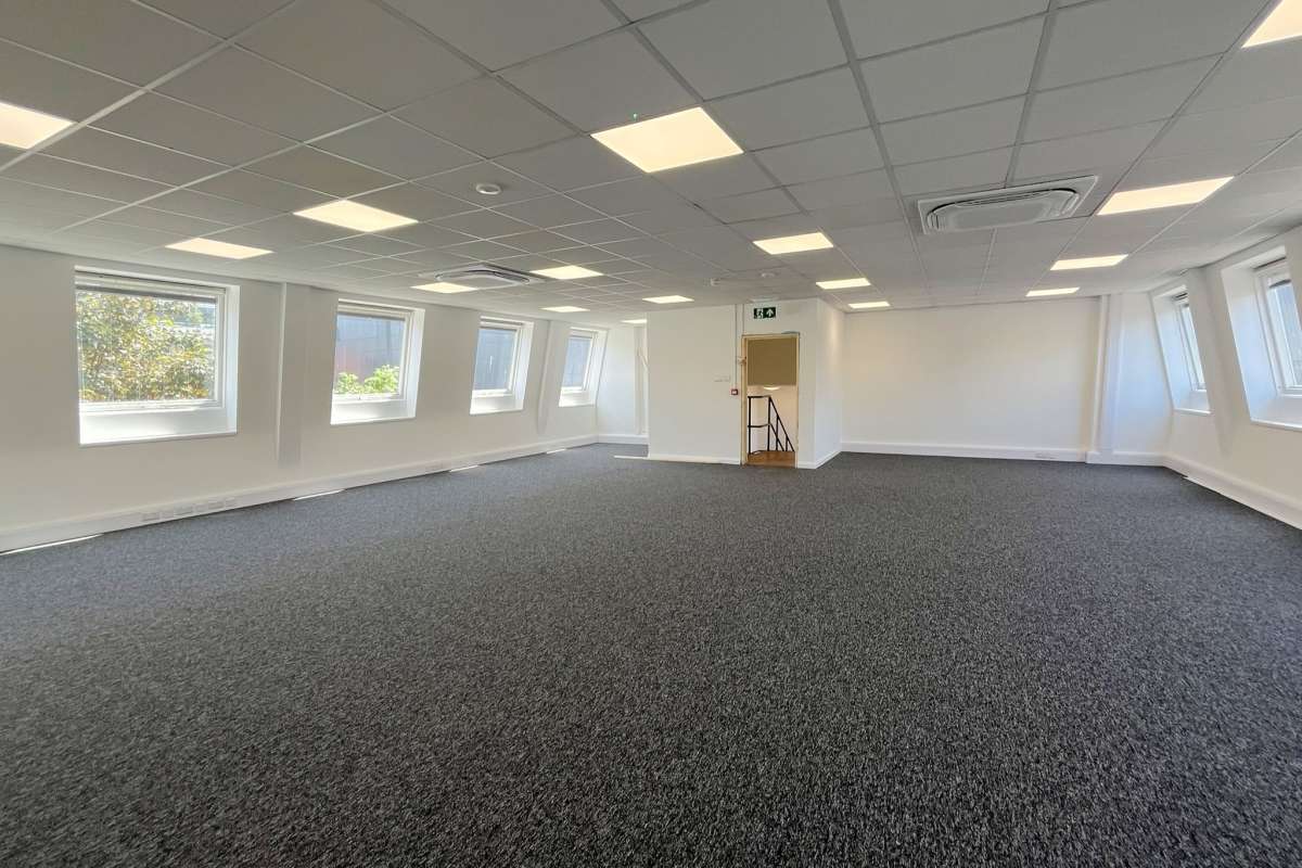 Office in Chelmsford - photo 2