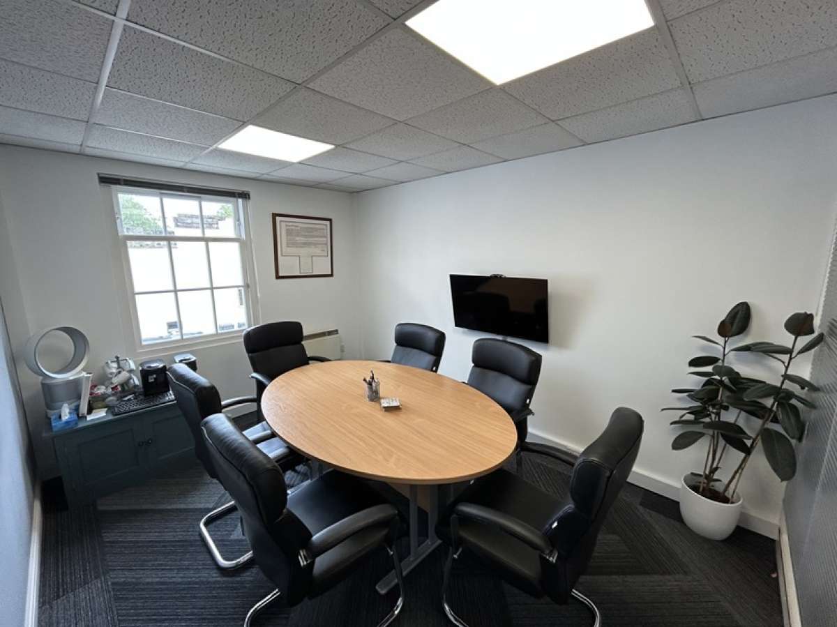 Office in Derby - photo 2