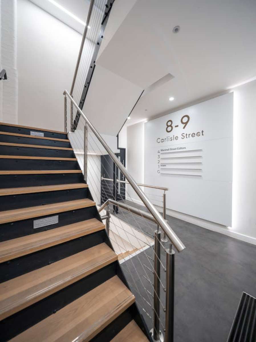 Office in London - photo 4