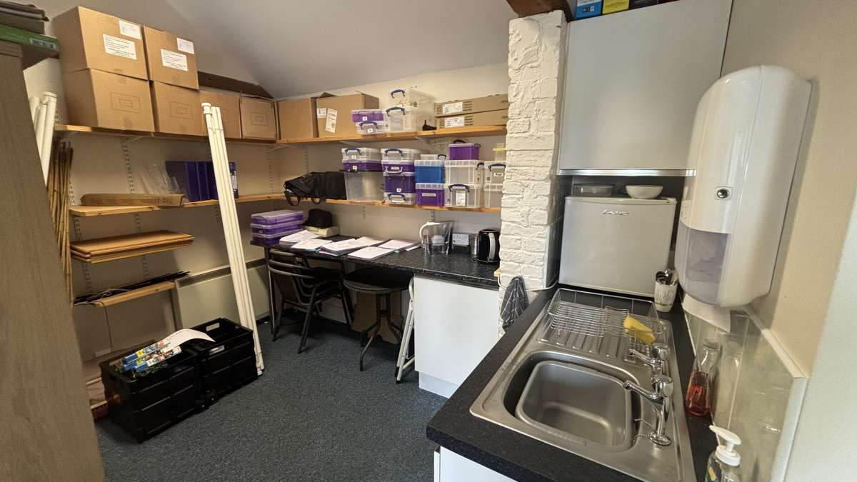 Office in Broadwell - photo 4