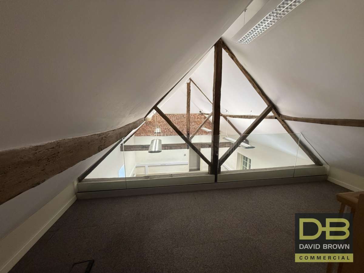 Office in Derby - photo 4
