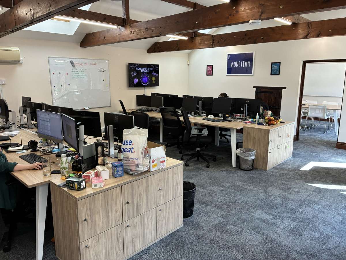 Office in Underriver - photo 3