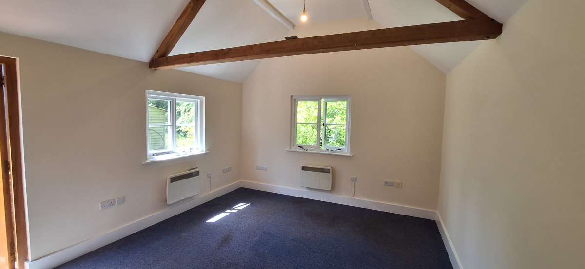 Office in Horsham - photo 4