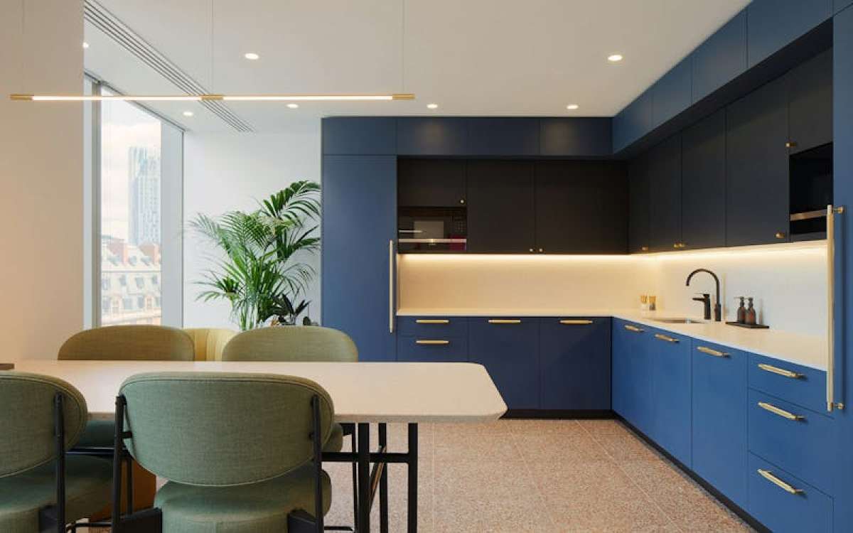 Office in London - photo 3