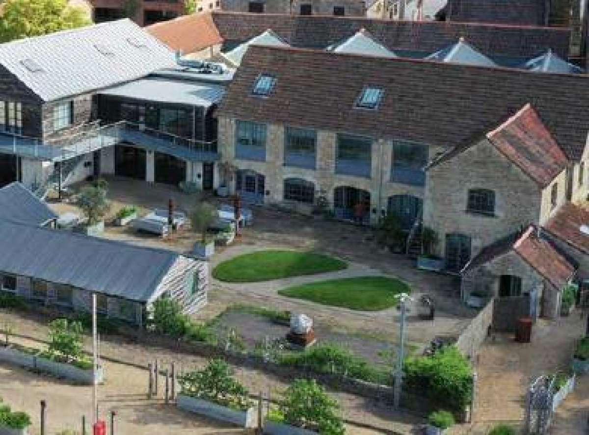 Office in Holt - photo 3