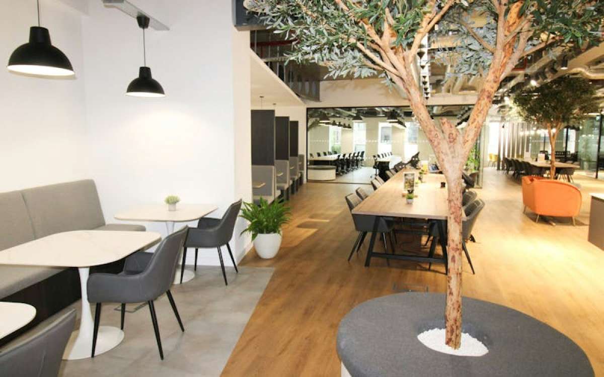 Office in London - photo 2