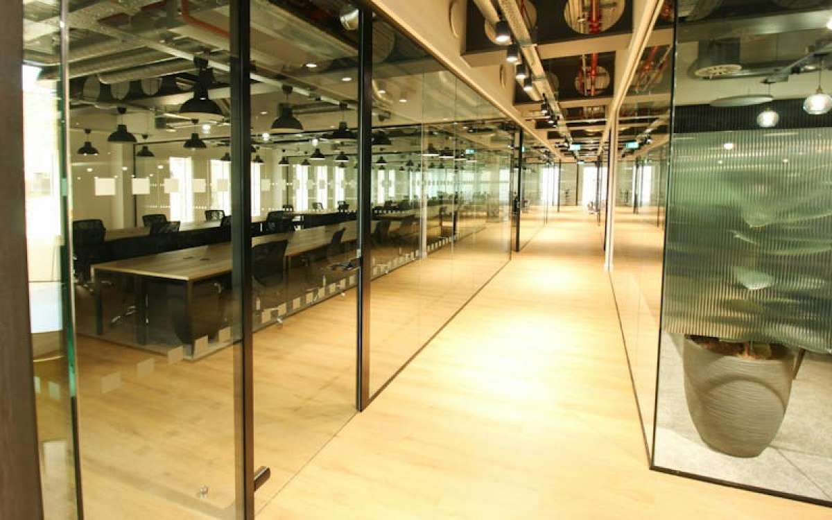 Office in London - photo 4