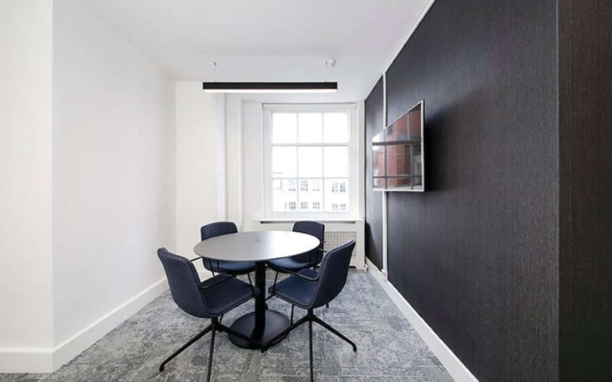 Office in London - photo 2