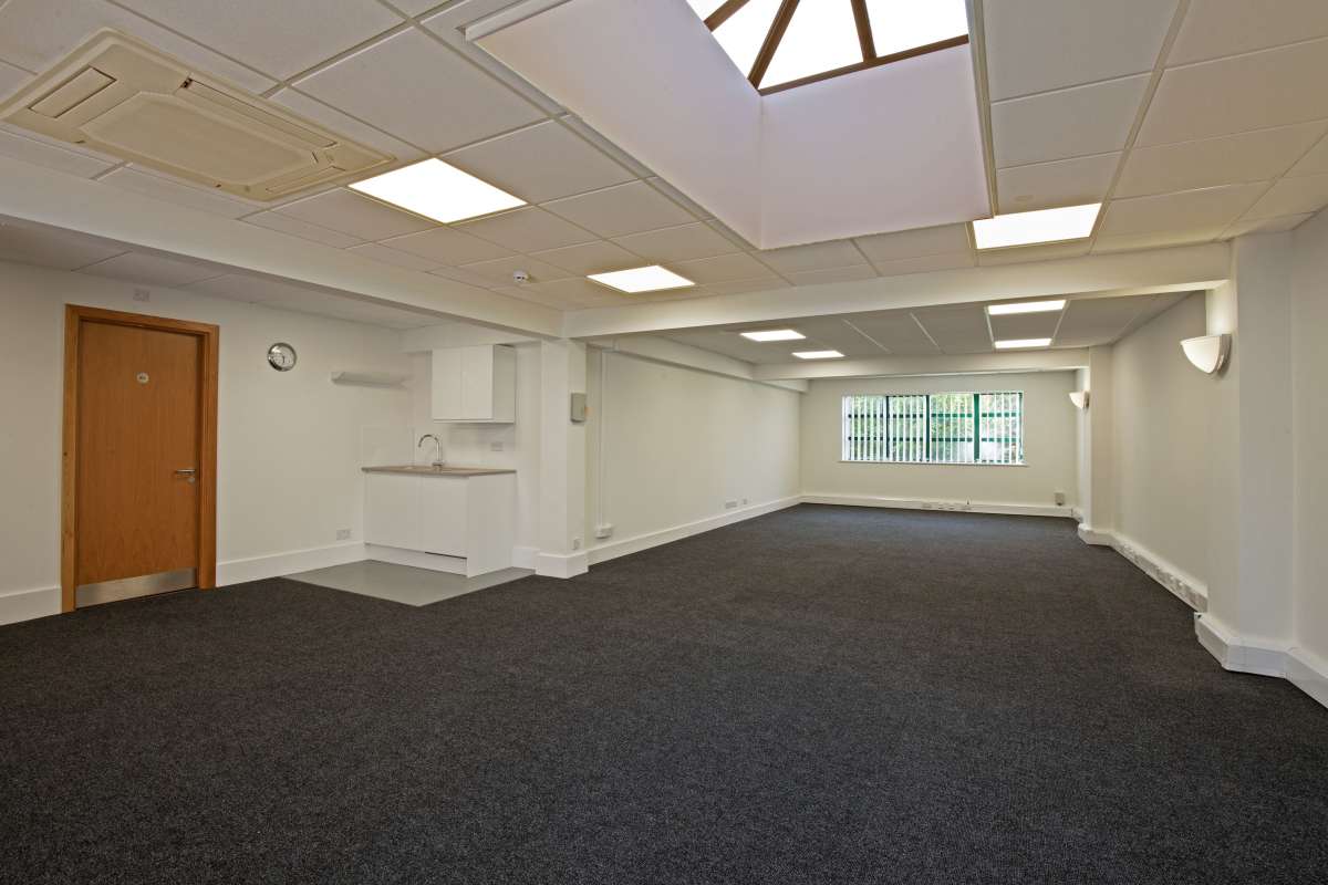 Office in Chelmsford - photo 4