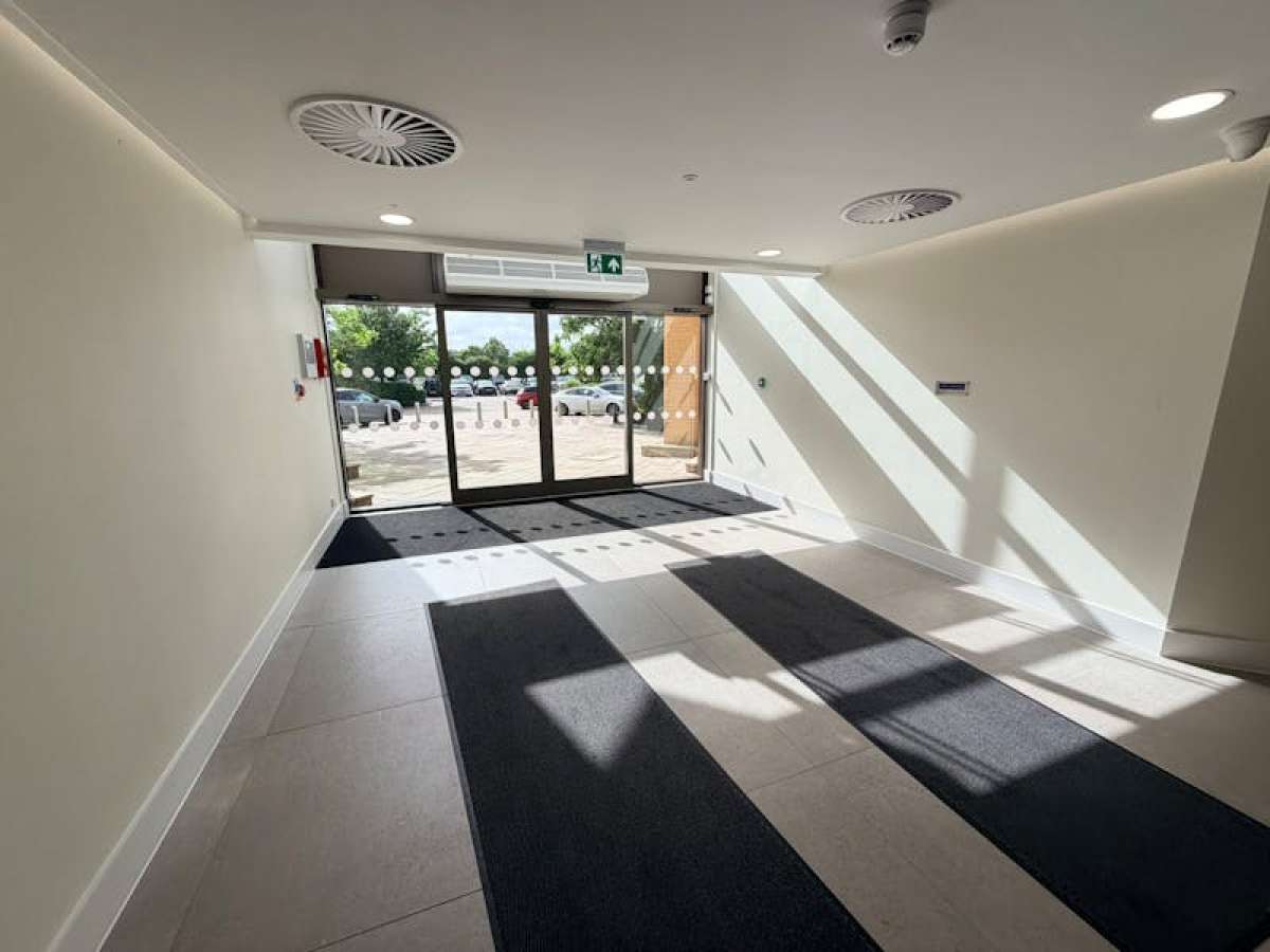 Office in Portsmouth - photo 4