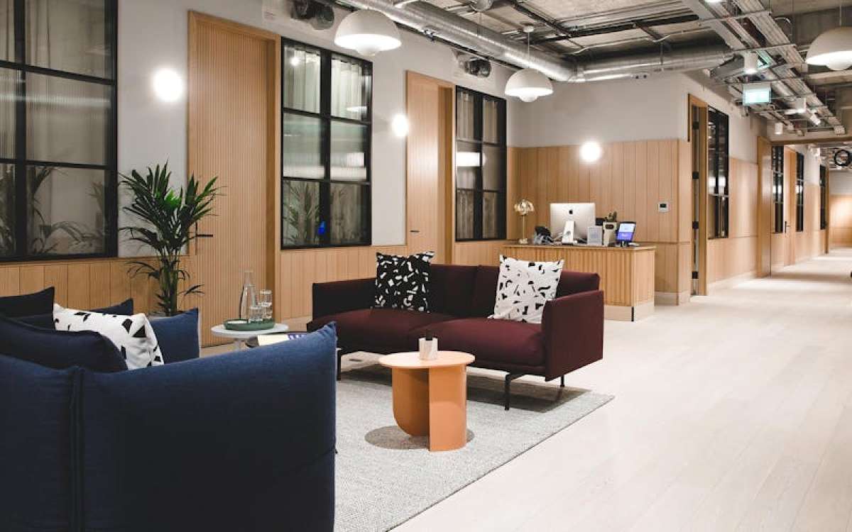 Office in London - photo 3