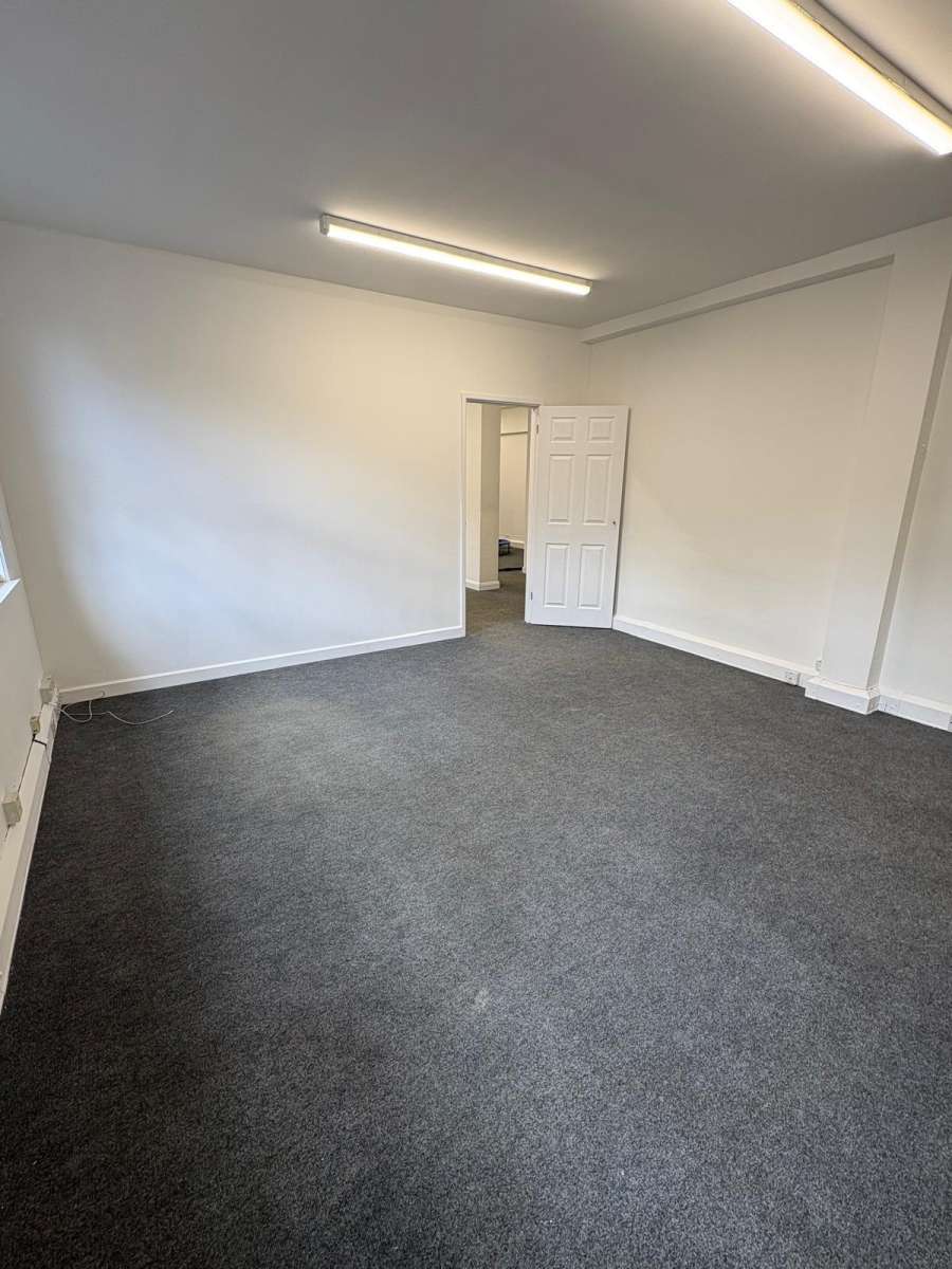 Office in Banbury - photo 4