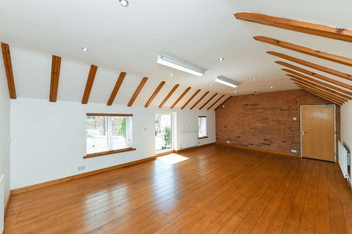 Office in Nottingham - photo 3