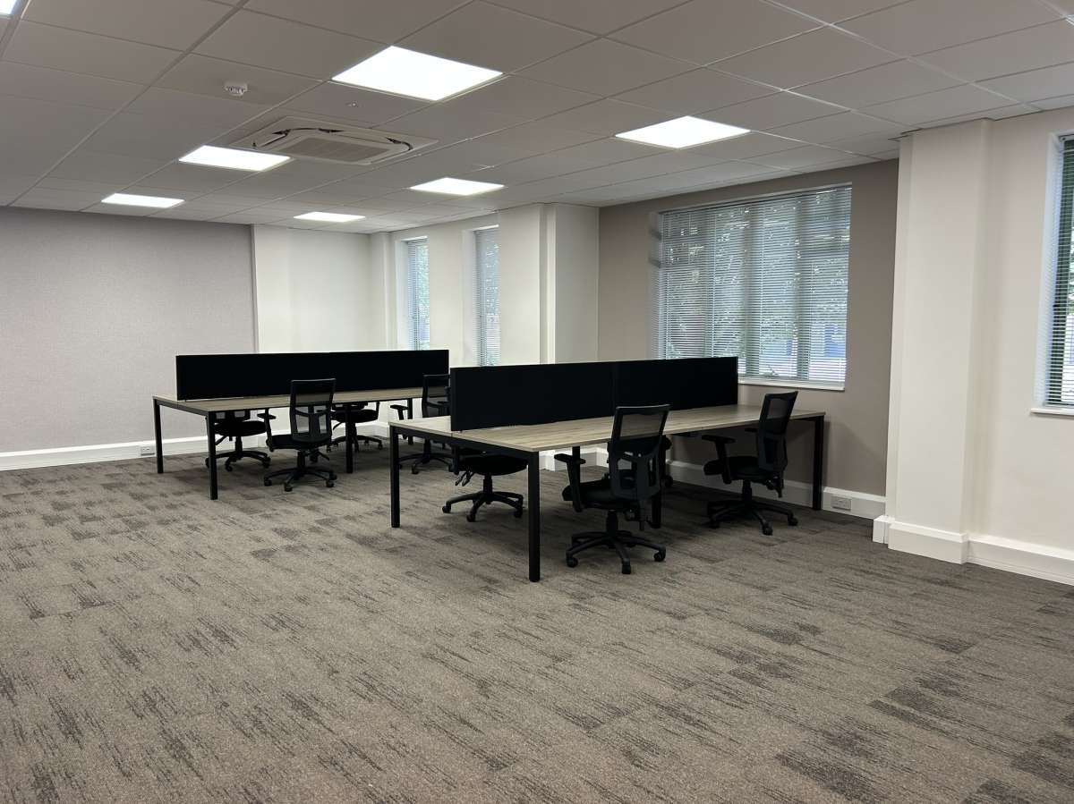 Office in Southampton - photo 2
